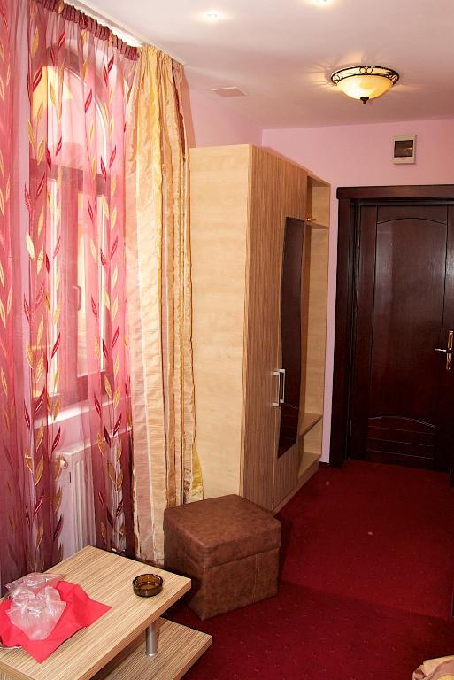 Pension Casa Dunarea เปรดัล ภายนอก รูปภาพ